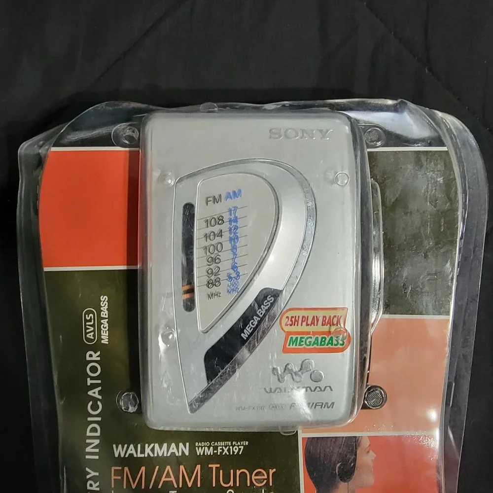 Sony Walkman WM-FX197 Mega Bass AM/FM Radio Cassette Player #5